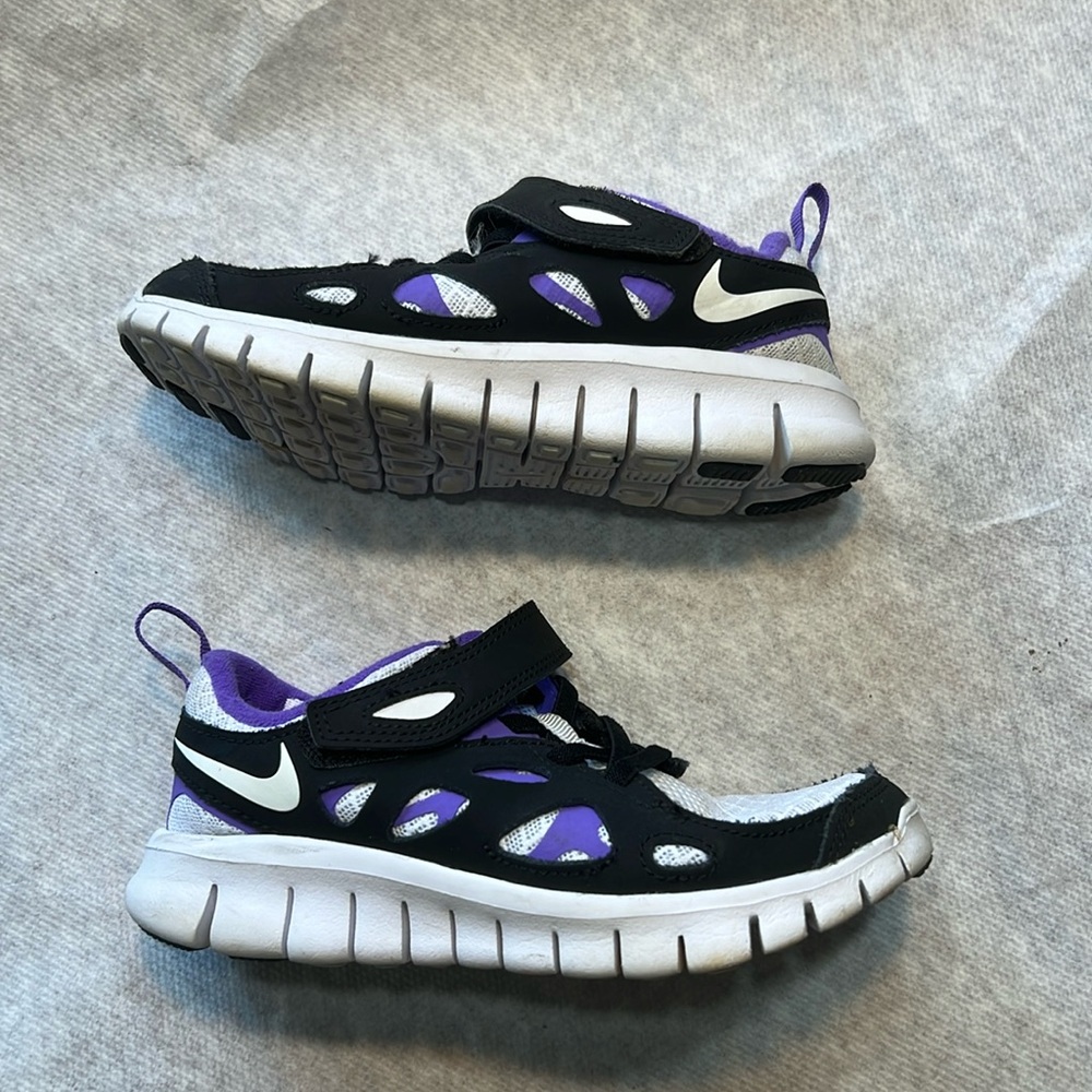 Nike Kids Sneakers Black and Purple